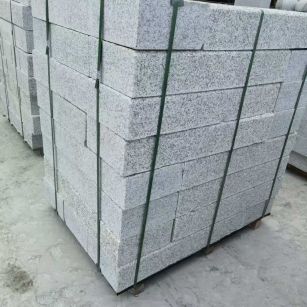 重庆 芙蓉白火烧两面路沿石