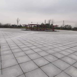 重庆 芝麻白火烧面-公园广场地铺效果