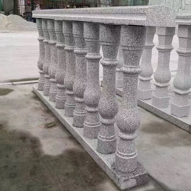 重庆 芝麻白圆形光面花瓶柱，栏杆
