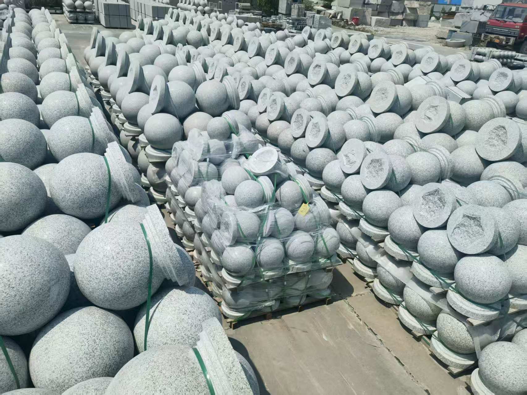重庆 花岗岩实心圆球，石球，挡车球，挡车石，车止石，路障石。