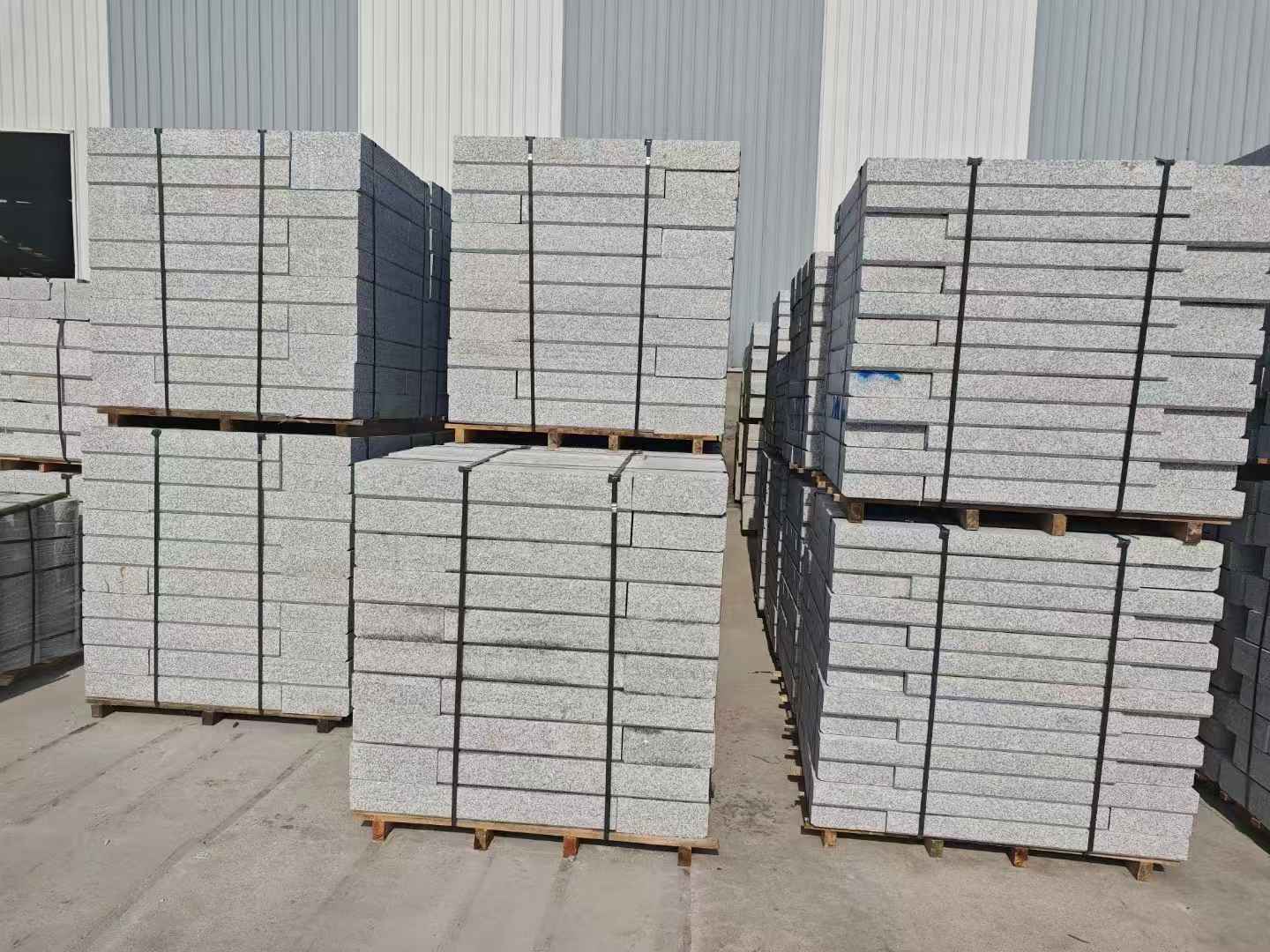 重庆 芙蓉白路沿石，价格便宜