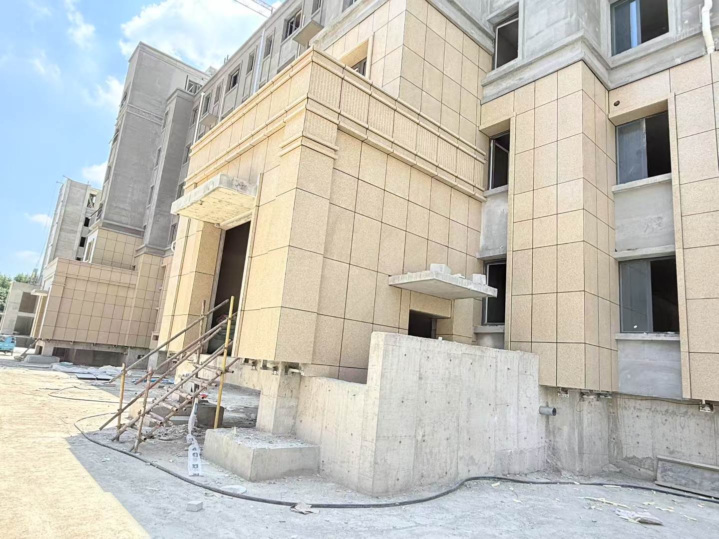 重庆 黄金麻干挂，工地实拍