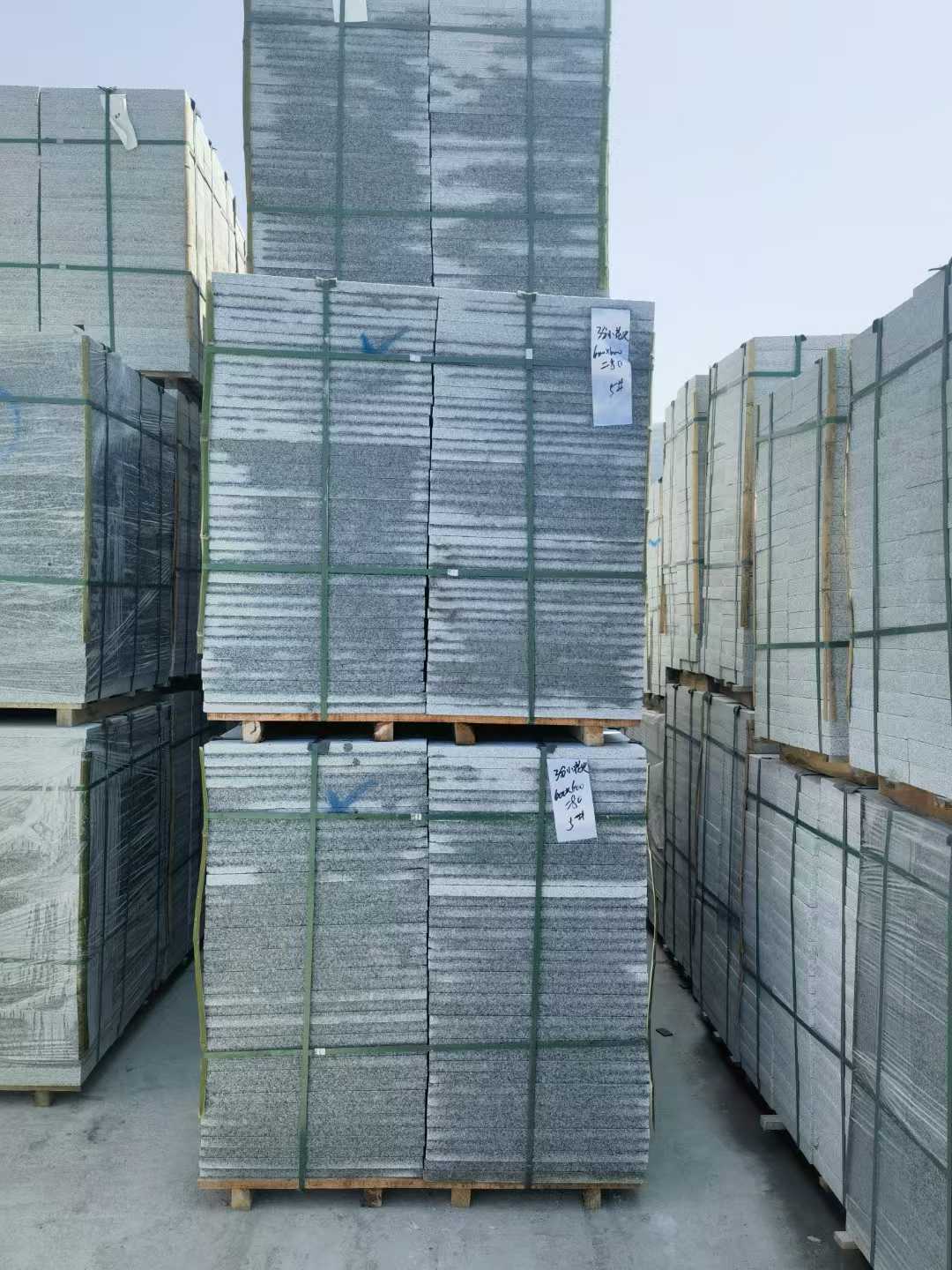 重庆芝麻白地铺成品