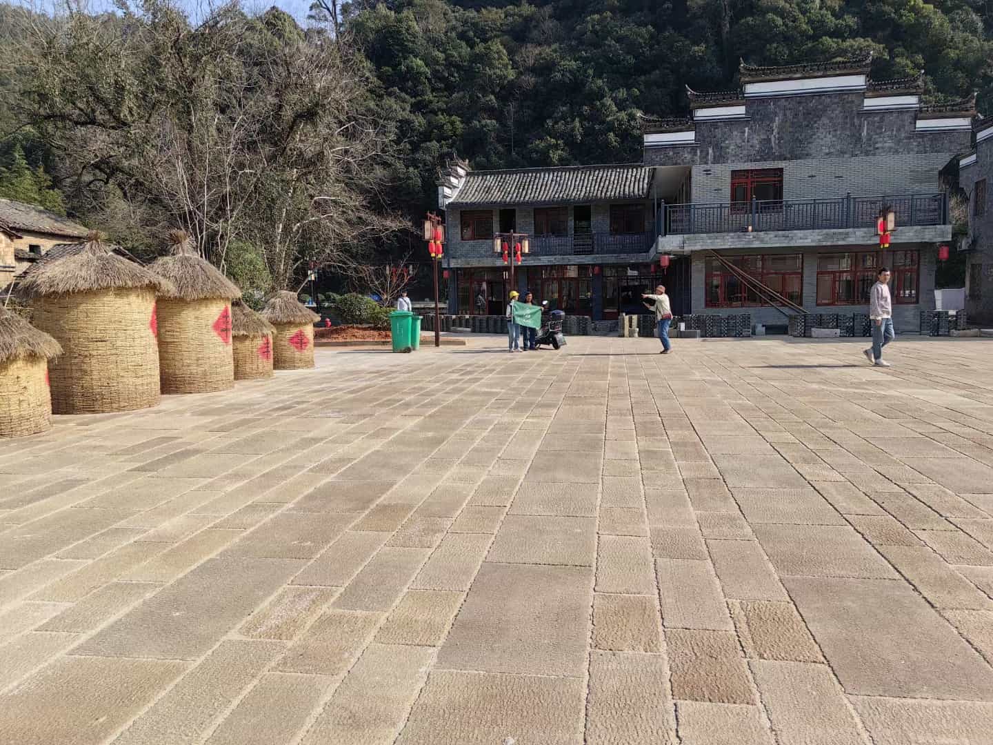 重庆仿古石铺装效果