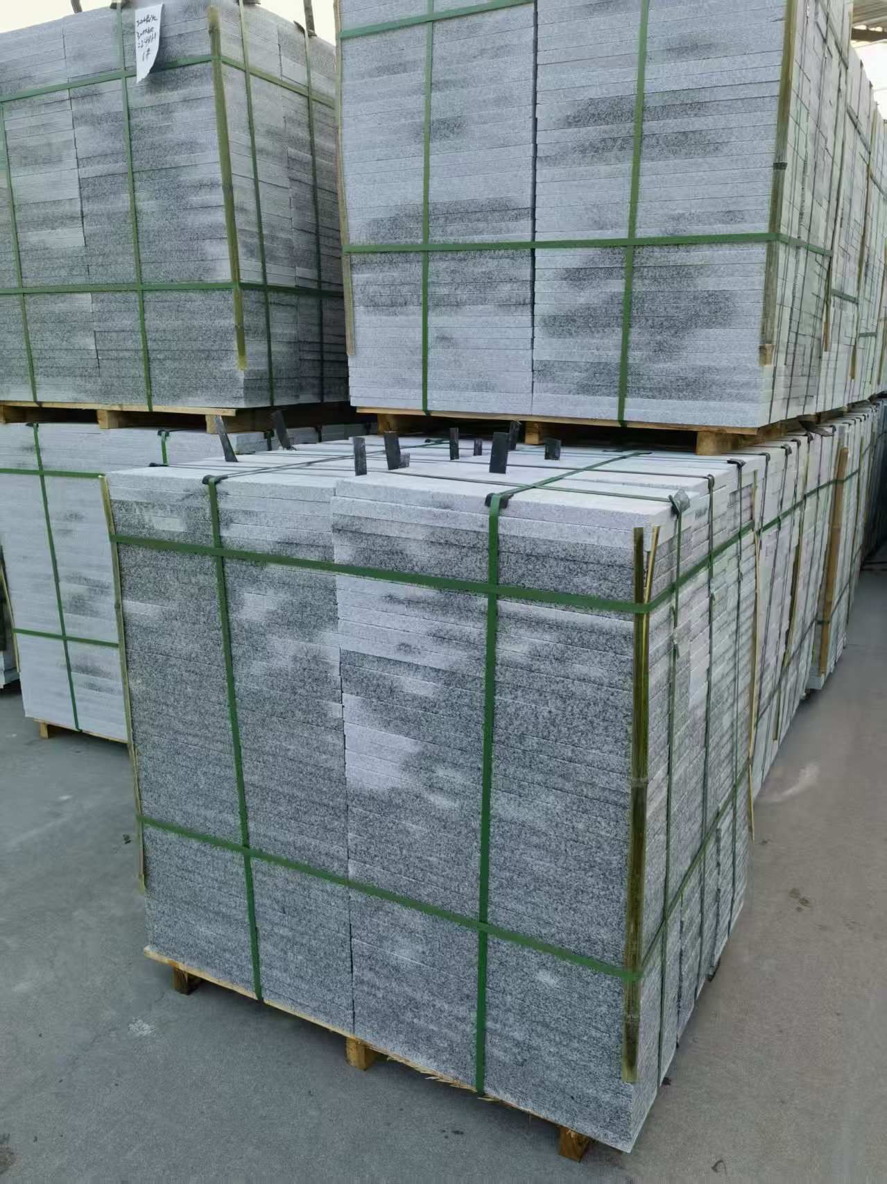 重庆 芝麻白地铺石材