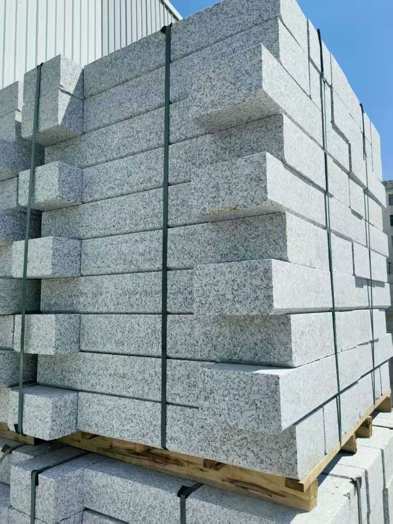 重庆 路沿石颜色均匀、尺寸标准